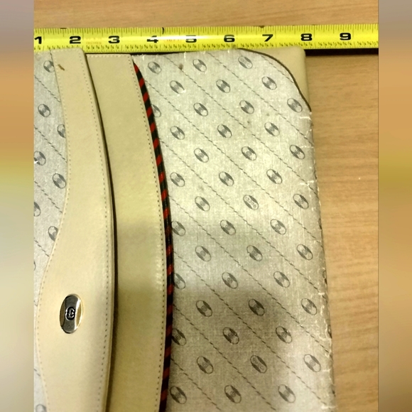 Authentic GUCCI Clutch Bag